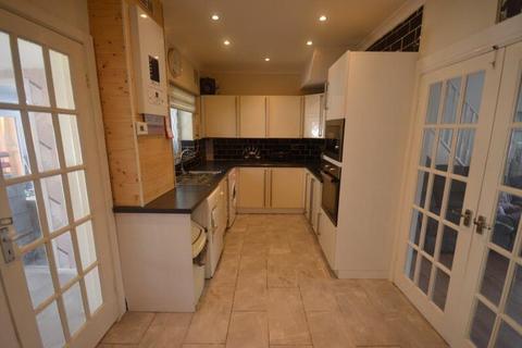 6 Berkeley Crescent, Padiham, Burnley, BB12 8NR