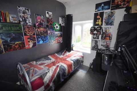 6 Berkeley Crescent, Padiham, Burnley, BB12 8NR