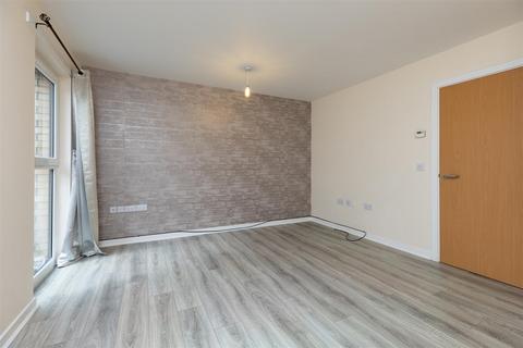 95 Kestrel Way, Perth, PH1 5FT