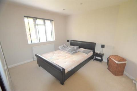 1 bedroom flat to rent, Laleham Avenue, Mill Hill, NW7