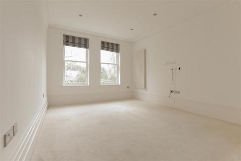 3 bedroom apartment for sale, Chesham Place, Bowdon, Altrincham