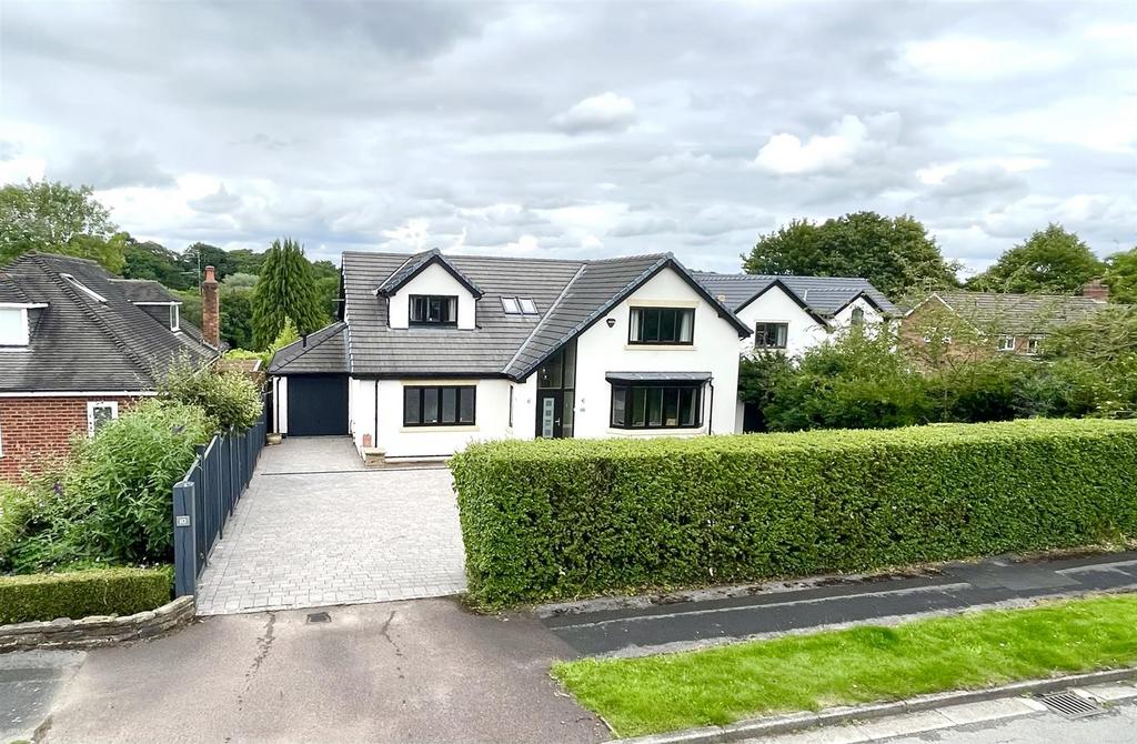 Woodlands Road, Pownall Park, Wilmslow 4 bed detached house for sale