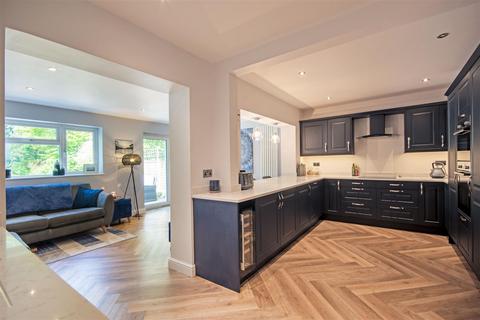 43 Fowler Road, Sutton Coldfield, B75 7LN