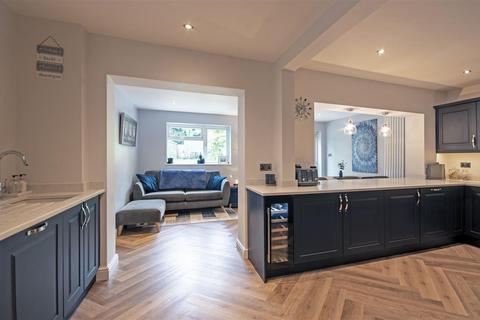 43 Fowler Road, Sutton Coldfield, B75 7LN