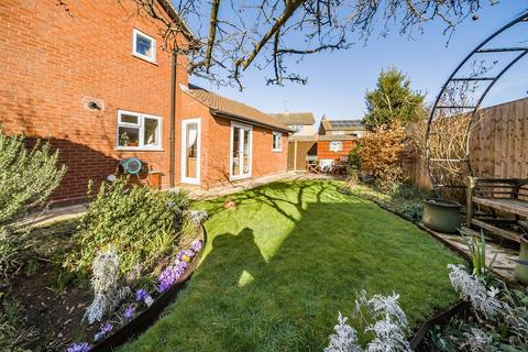 4 bedroom detached house for sale, The Hollies, Shefford, SG17