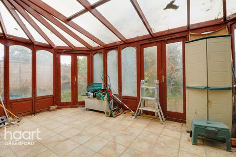 17 Farm Close, Southall, UB1 3JF