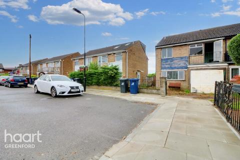 17 Farm Close, Southall, UB1 3JF