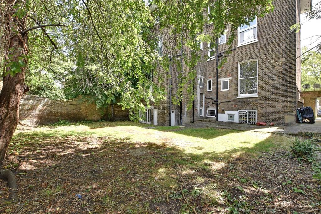 Shooters Hill Road, Blackheath, London, SE3 1 bed apartment for sale