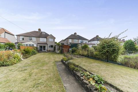 32 The Grove, West Wickham, BR4 9JS