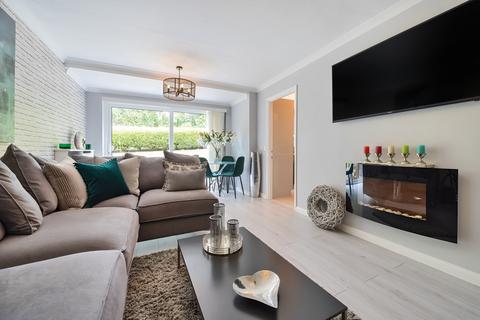 2 bedroom retirement property for sale, The Piccards, Chestnut Avenue, Guildford, Surrey, GU2