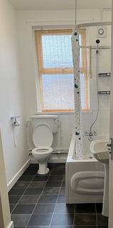 1 bedroom flat to rent, Commercial Street, Newport NP20