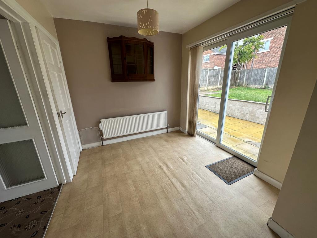 Altofts Lodge Drive, Normanton WF6 3 bed semidetached house for sale
