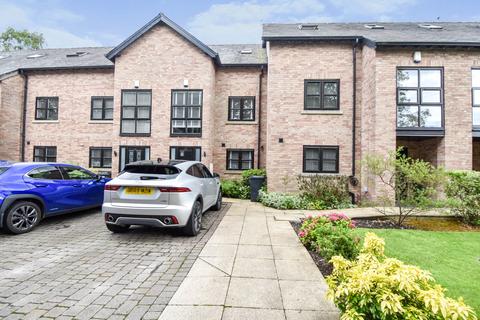 4 bedroom townhouse for sale - Hollins Square, Bury, BL9