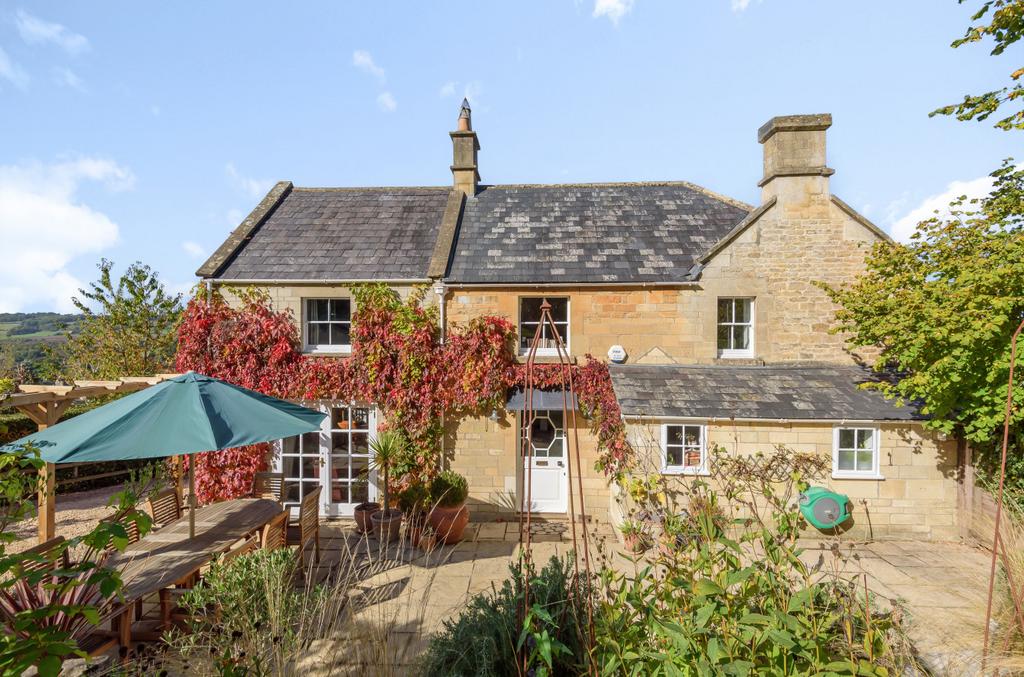 Hazelbury Hill, Box, Corsham, Wiltshire, SN13 4 bed detached house for