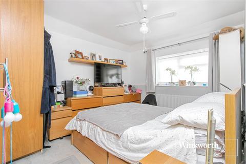 14 Ridgeview Close, Barnet, EN5 2QE