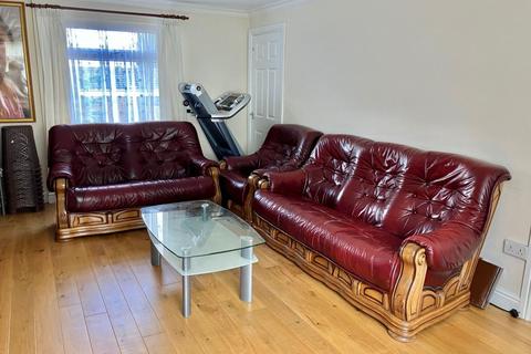 266 Admirals Way, Daventry, NN11 4LR