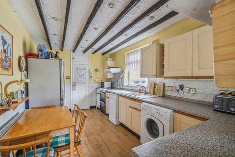 56 Park Avenue, Bushey, WD23 2BA