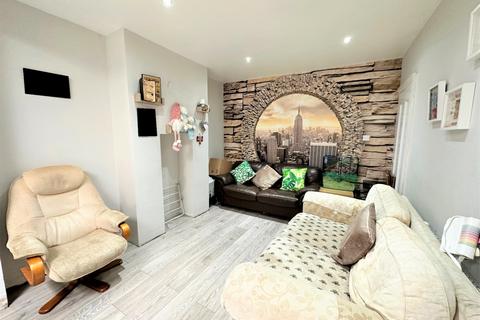 29 Enderley Road, Harrow, HA3 5HF