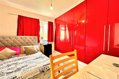 29 Enderley Road, Harrow, HA3 5HF