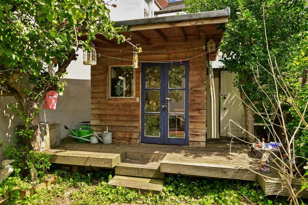 Workshop/Outbuildings