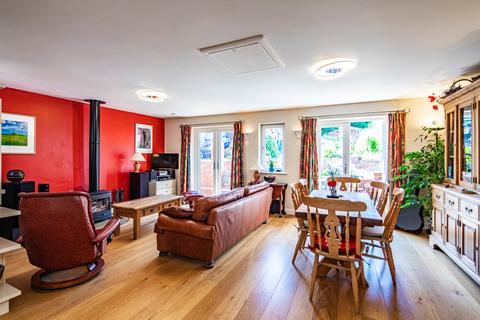 22 Elvendon Road, Goring, Reading, RG8 0DU