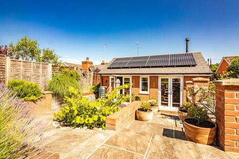 22 Elvendon Road, Goring, Reading, RG8 0DU