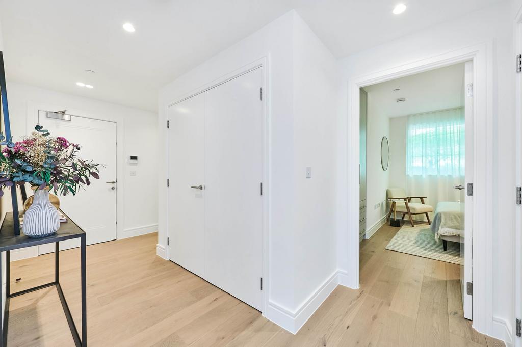 Chiswick Green- show apartment (1).jpg
