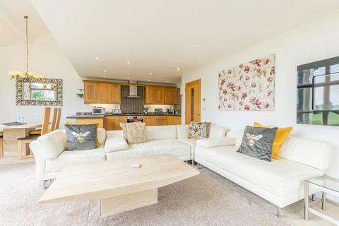 3 bedroom property for sale, 7 The Meadows, Kirkby Lonsdale