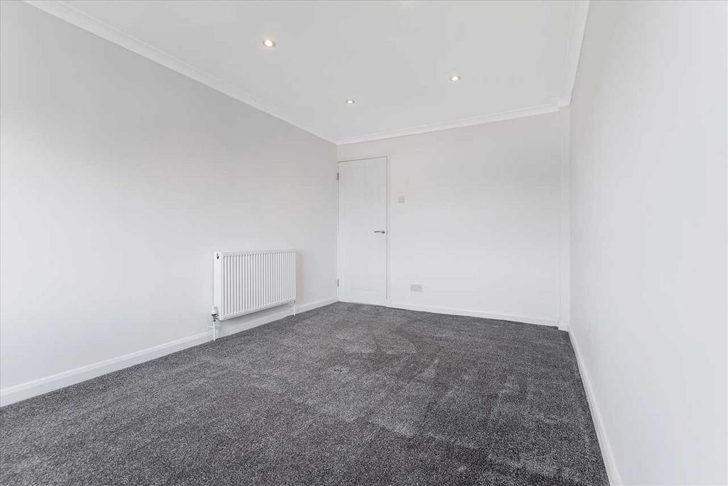Bedroom (2)