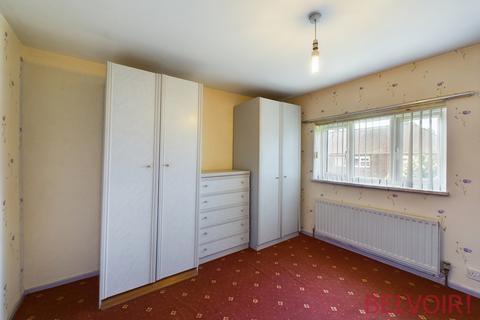15 Critchlow Grove, Stoke-on-trent, ST3 4BW