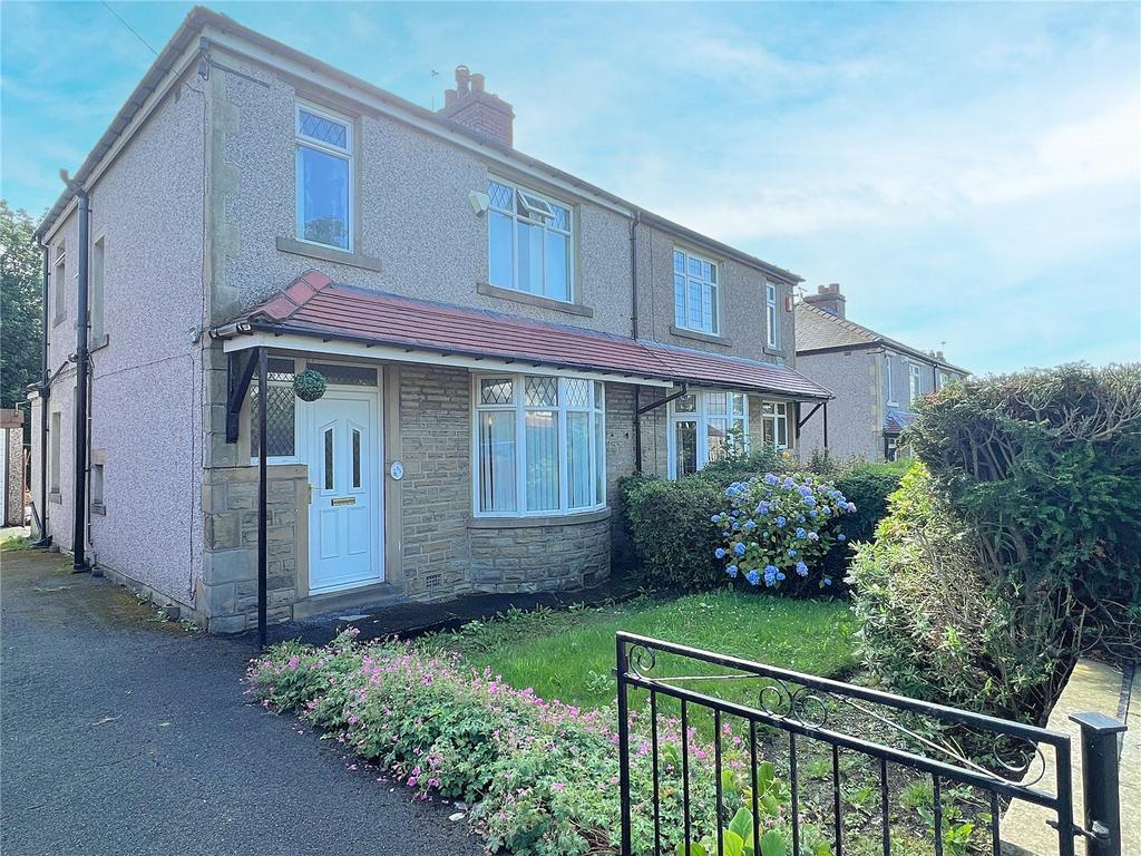 Norman Avenue, Bradford, BD2 3 bed semidetached house for sale £210,000