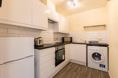 2 bedroom flat to rent, 0543L – Elbe Street, Edinburgh, EH6 7HL