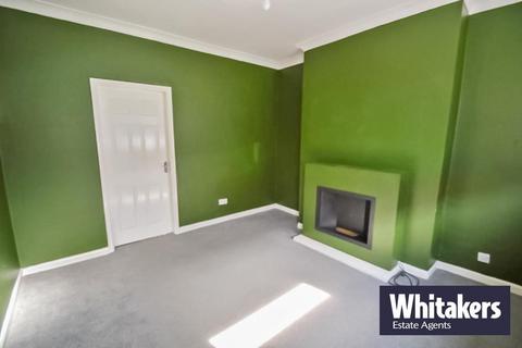2 bedroom terraced house to rent, Whitby Street, Hull, HU8