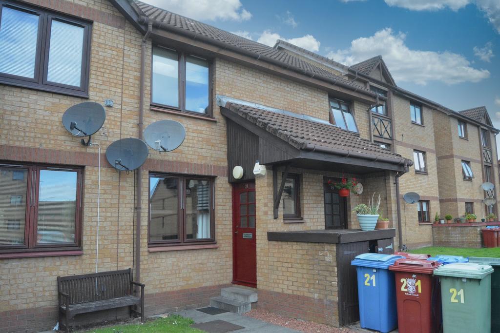 Buchanan Court, New Carron, Falkirk, Stirlingshire, FK2 7FE 2 bed flat