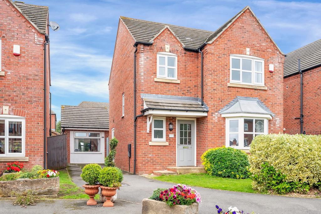 rossiter-close-melton-mowbray-le13-3-bed-detached-house-290-000