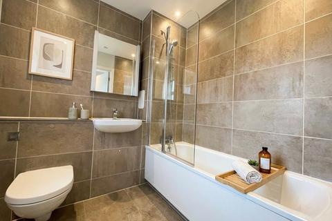 1 bedroom flat to rent, East Acton Lane, London, W3