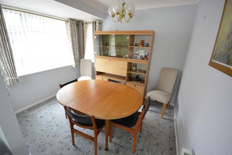 35 Kirkway, Broadstone, BH18 8ED