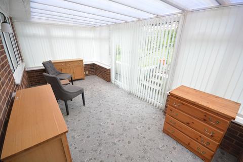 35 Kirkway, Broadstone, BH18 8ED