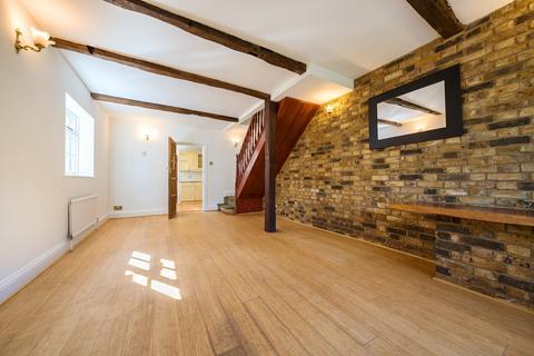 2 bedroom end of terrace house for sale, Blackheath Lane, Blackheath, Guildford, Surrey, GU4