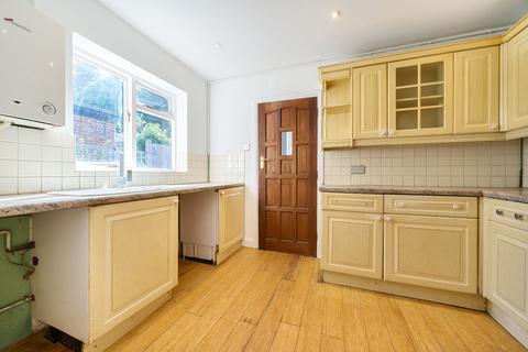 2 bedroom end of terrace house for sale, Blackheath Lane, Blackheath, Guildford, Surrey, GU4