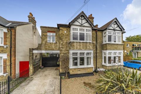 4 bedroom semi-detached house for sale, Enslin Road, London, SE9 5BP