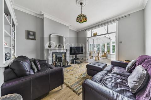 10 Enslin Road, London, SE9 5BP