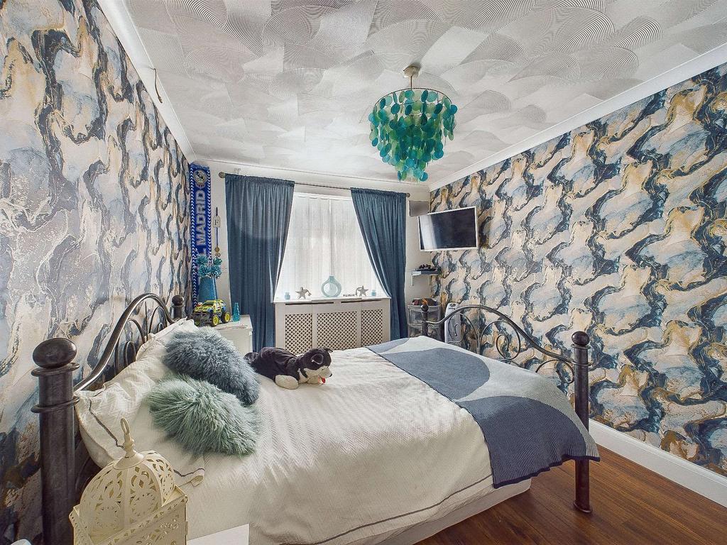 Bedroom 2 (Double)