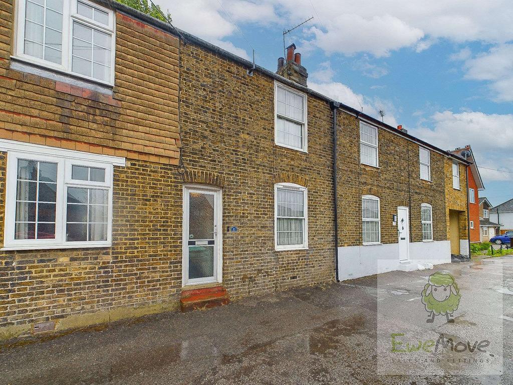 Castle Street, Upper Upnor, Rochester ME2 4XR 2 bed terraced house for
