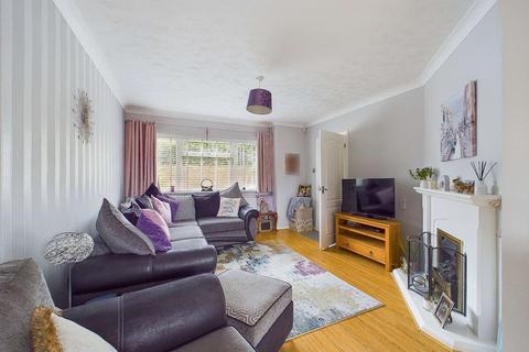 145 Gravesend Road, Strood, Rochester, ME2 3PL