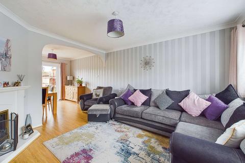 145 Gravesend Road, Strood, Rochester, ME2 3PL