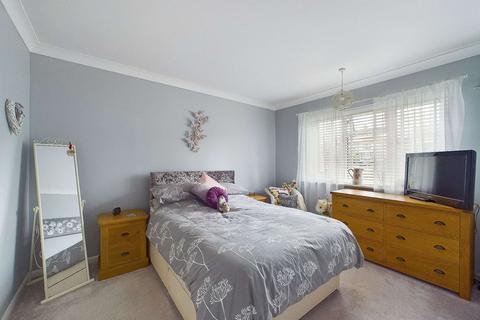 145 Gravesend Road, Strood, Rochester, ME2 3PL