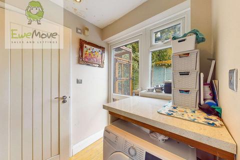 20 James Road, Cuxton, Rochester, ME2 1DH