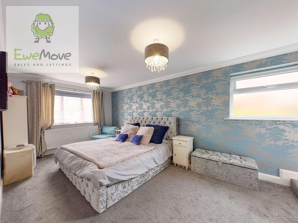 Bedroom 1 (Double with Ensuite)