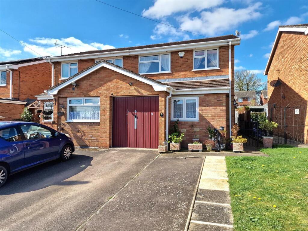 West View, Newent 3 bed semidetached house for sale £285,000